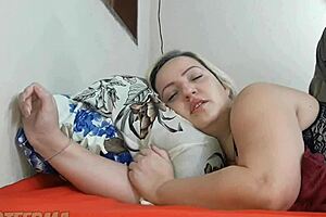 Sua Cunhada Estava Tendo Sonhos Quentes E Seu Irmão Não Estava Em Casa