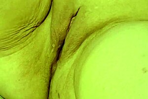 Hot mature bbw fucks her dildo passionately with toys