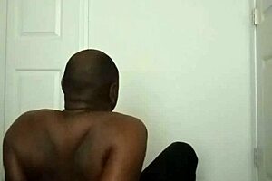 I need your breast milk to boost my vitamin D for better workouts! 💪🥛