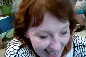 Dancing and wiggling to the big bad wolf with Dawnskye in retro style