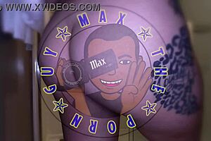 S4e19 Roxxxie comes back and uses her mouth and wet pussy to get me to cum on her juicy ass