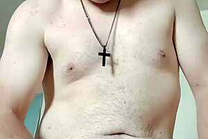 shooting a big load of sperm 💦