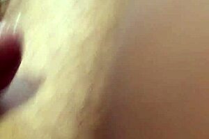 Comeu cusinho da loirinha sex toy sex toy