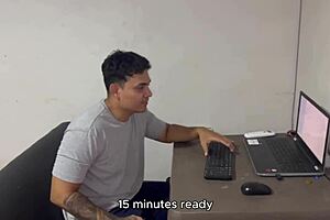 i fuck technican for computer fix