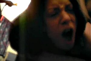 大屁股按摩变猛操小穴？