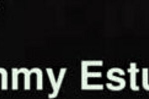 Watch this slut take double penetration deepthroat and anal fisting