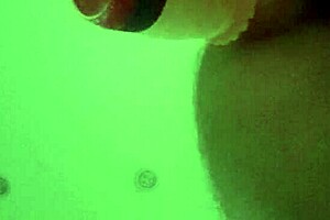 Je joue avec les sex toys de madame