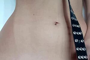 castigándome un poquito con un cinturón, tits spanking pussy punished?