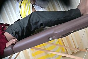 Lucky Guy Receives Handjob from Doctor in Hospital