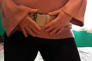 With that big ass dancing, I cum right away