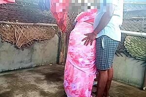 Indian saree aunty very hot fuck in young 18+ boy