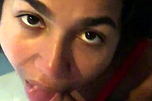 chamei novinha pra minha casa e ela gozou demais