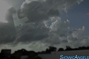 Bigtits Cougar Bounces