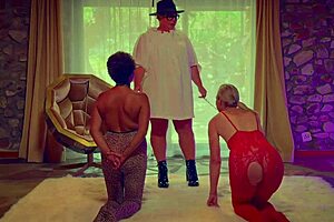 Dominatrix mistress april returns in latex amazonian style