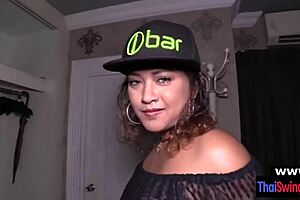 i watched this chubby amateur thai chick get her pussy creampied