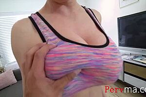 Stepson Helps Stepmom With Pussy Workout