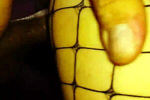 Hotlia meets admirer for intense anal session without husband