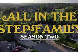 i'm the curvy housewife getting a laundry day facial from stepmom kymber leigh