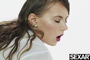 watch this flawless model masturbate to intense orgasms