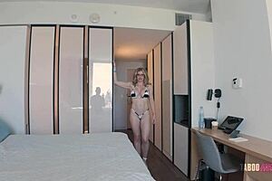 Cory Chase, teherbe estél-e a paradicsomban?