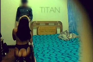 Chica Webcam Receives Cock In Black Lingerie