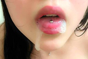 amateur college girl enjoys anal licking and cum in mouth