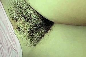 Desi babe flashes wet pussy during TV time