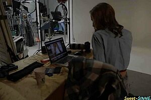 Sexy teen model screws the photographer in taboo fantasy roleplay scene