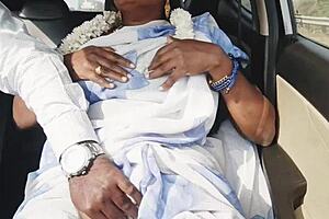 desi car romance with beautiful bhabi and telugu talks