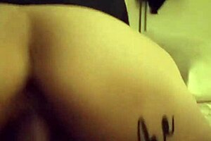 Update Seven - Curvy Amateur in Favorite Position Wearing Leggings