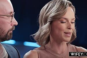 Gorgeous Hotwife Serenity Cox Takes Huge Creampie