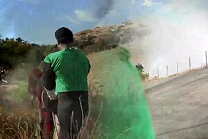 Deadpool, Wonder Woman, Red Sonja, Green Lantern in lesbian foursome cosplay.