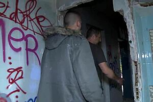 Slutty Milf Gets Banged in Outdoor Threesome! Oh Yes!