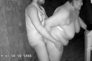 hidden camera catches wild alley fucking