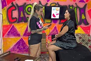 bbw babe gets her big ass tattooed and licked all over 😍