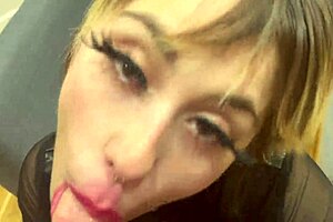 Blondes Face Covered in Spit and Cum 😏