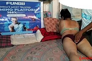 Watch This Desi Wife Get Hardcore Fucked In Webcam Close-Up