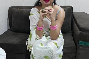 Indian Stepmom Fucked by Stepson with Dirty Talk While Daddy Out!