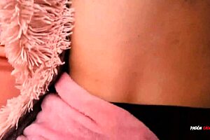 Buenos dias, a latina milf gets homemade fun with big ass amateurs