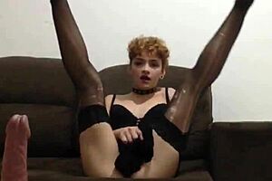 Novinha Gostosa Rides Dildo To Orgasm With Big Black Cock