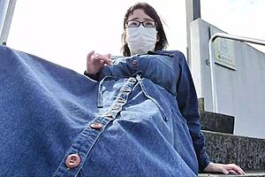 A married woman masturbates outdoors and feels pleasure