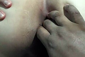 por ese gran culo que tiene me encanta