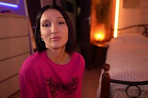 继女求继父用大屌治好喉咙深喉疗法