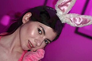 Slim Chick Luna Lynx Gets Intense Anal Fucking And Shows Anal Gape