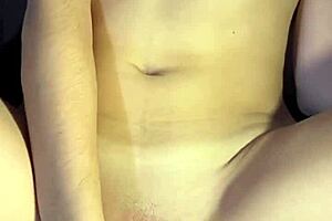 Cumming On Her Belly In Homemade Couple Sex With Big Ass Brunette Babe