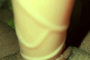 me masturbo con consolador que me regaló mi amigo