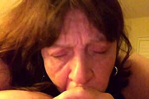 granny carmen, you sucking that cock deepthroat?