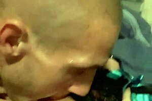 Amateurs Explore Intimate Licking And Pussy Play