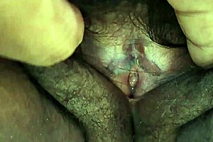 Indian couple enjoys passionate homemade sex