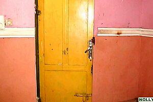 Lecturer fucks student for high score